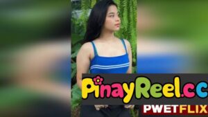 Ganda Ni GF Ko Talagang Nakakagigil Kaya Pati Sa CR Di Na Namin Mapigilan Ang Iyotan Na Matindi Ang Sikil