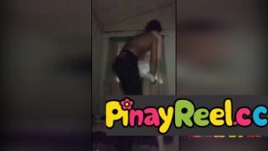 Maulan na nga at brown out pa? magkantotan na nga lang